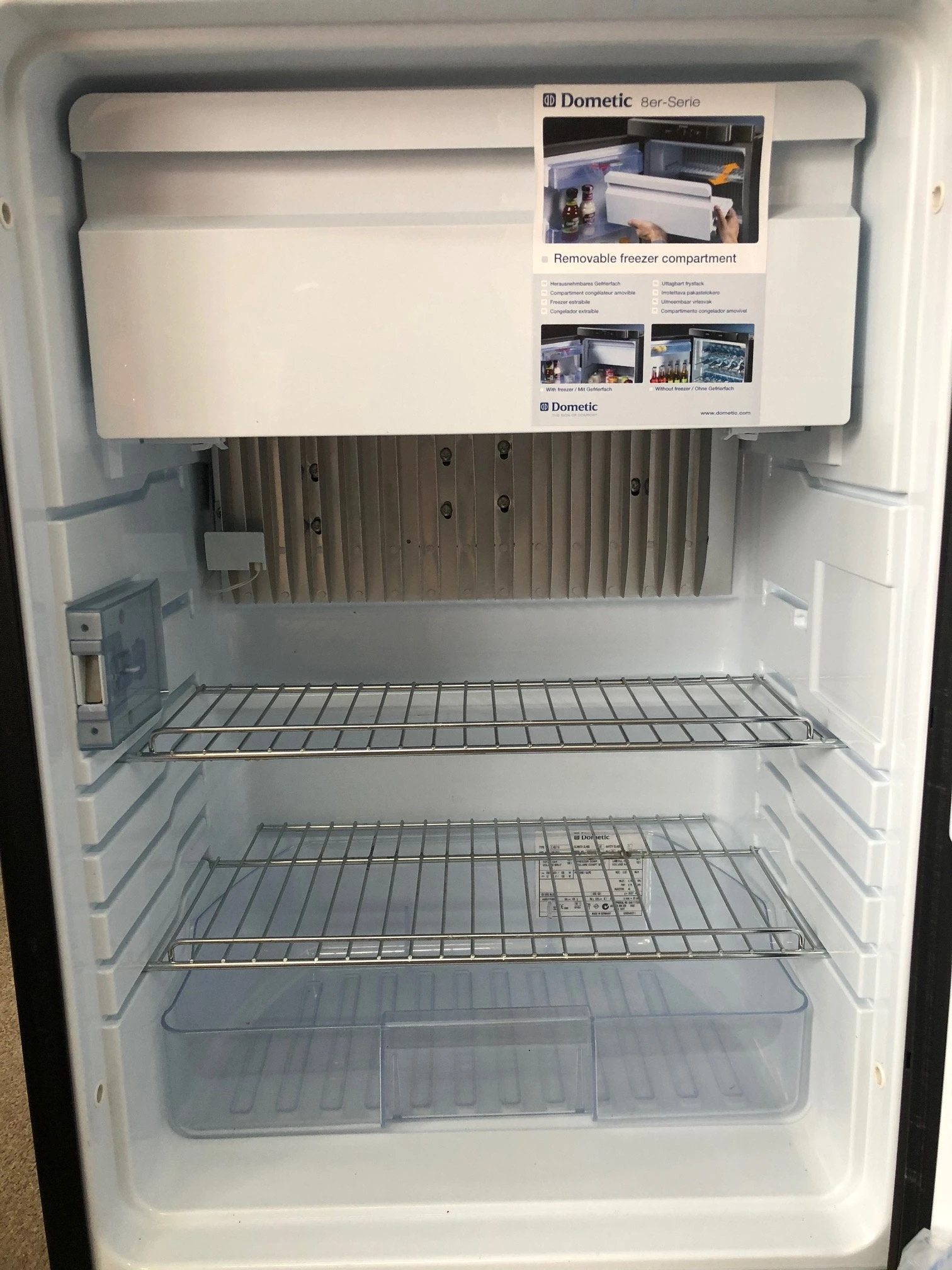 Dometic RM8501 106lt 3-way Fridge - Second Hand Fridge - Last One 7 Dometic RM8501 106lt 3-way Fridge - Second Hand Fridge - Last One - Image 5
