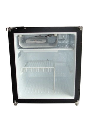 NovaKool R2600DC - 68 Litre 12volt Compressor Fridge Freezer 4 NovaKool R2600DC - 68 Litre 12volt Compressor Fridge Freezer - Image 2