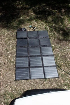 Solar Blanket Kit 300W Portable Folding Solar