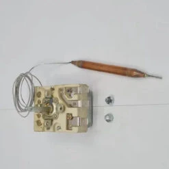 TSTAT 20A 240V 0-40 DEG C SPDT Sensor 104 X 8mm Capillary 890MM -Dometic Shop TSTAT 20A 240V 0 40 DEG C SPDT sensor 104 x 8mm capillary 890MM Ranco 1668122534